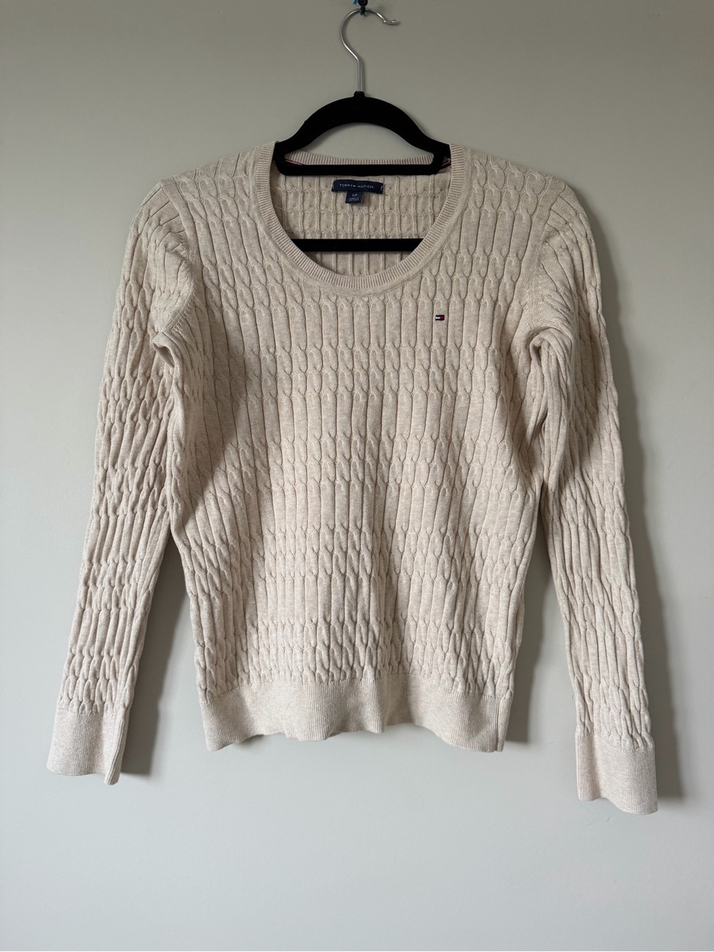 Tommy Hilfiger Women's Beige Cable Knit Crewneck Sweater
Size S/P